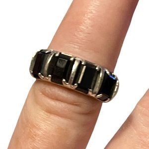 Sterling silver 925 & black stone fancy ring